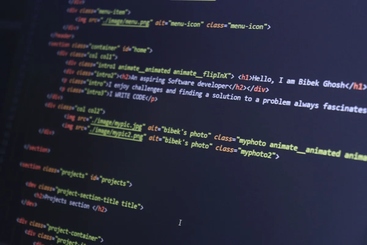 Claude vs ChatGPT for Code Review: Comparison
