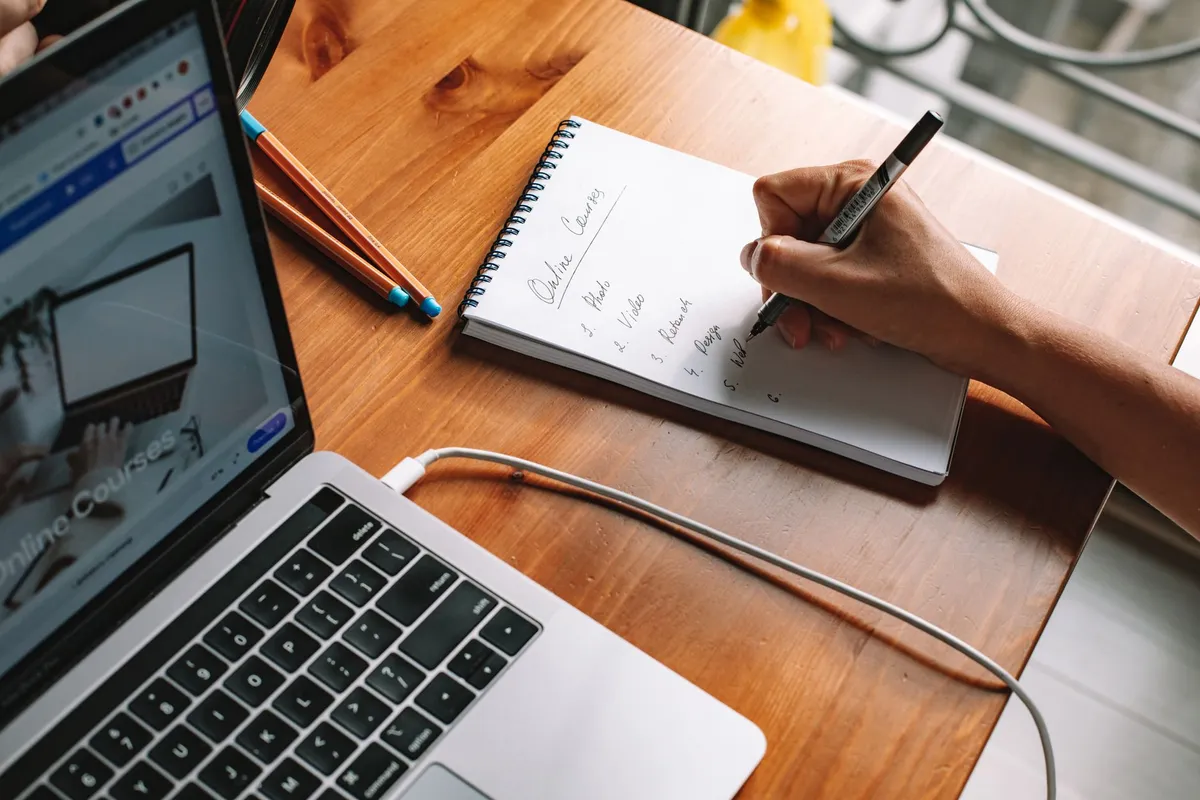 Formation IA gratuite : suffit-elle pour votre équipe ?