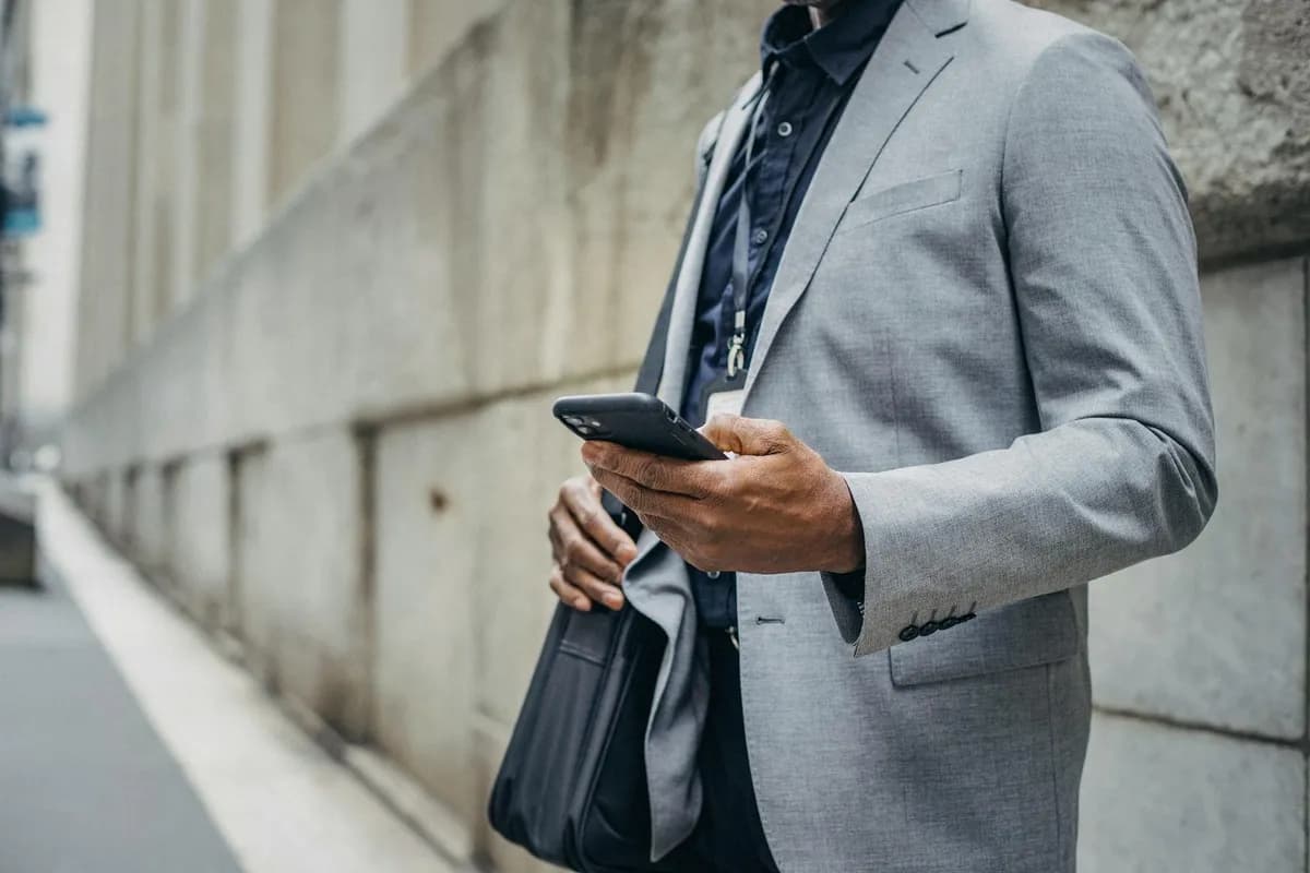 Automatiser WhatsApp Business au Maroc : guide pratique